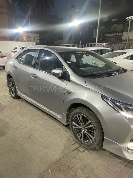 Toyota Corolla 2021 for Sale in Karachi Image-1