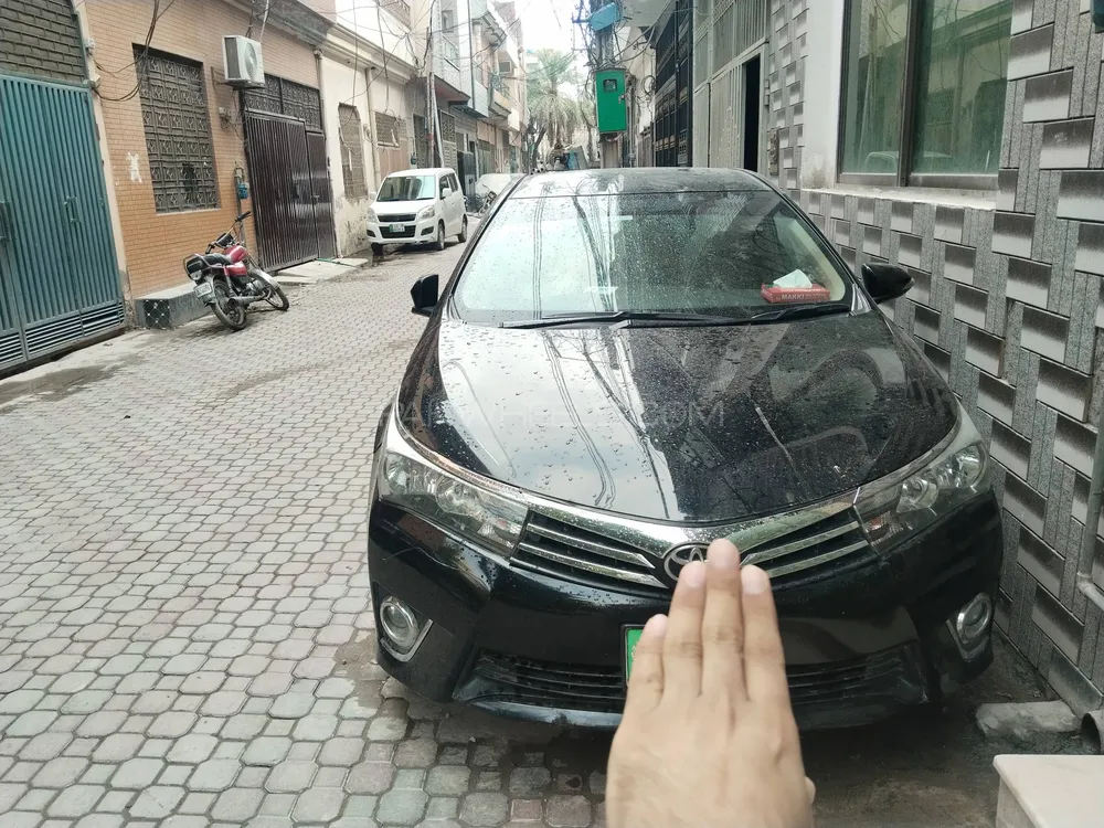 Toyota Corolla 2016 for Sale in Lahore Image-1