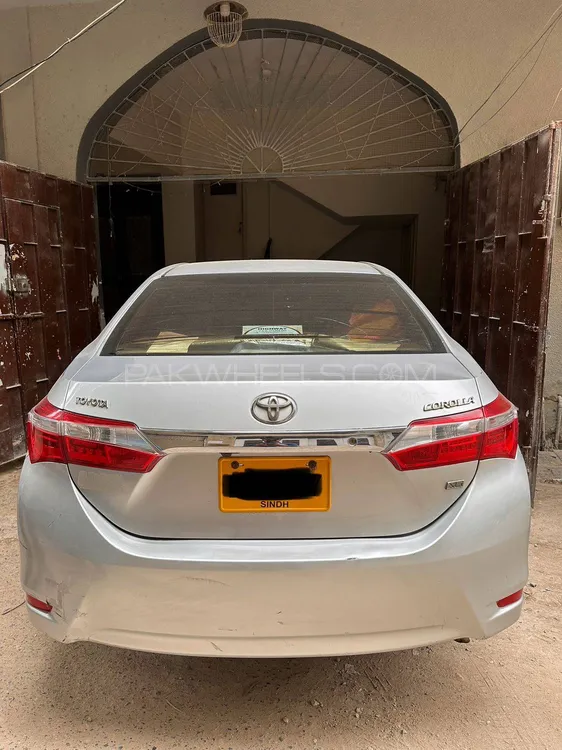 Toyota Corolla 2017 for Sale in Karachi Image-1