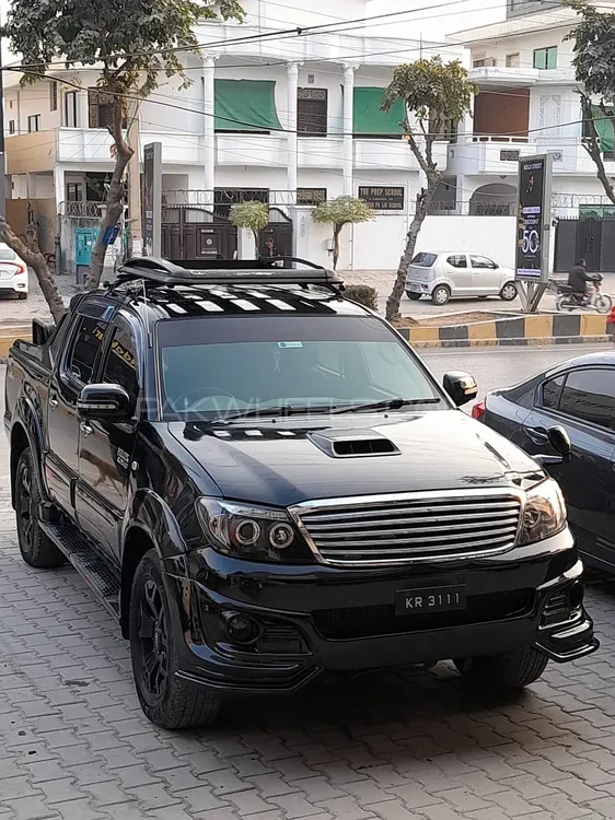 Toyota Hilux 2007 for Sale in Islamabad Image-1