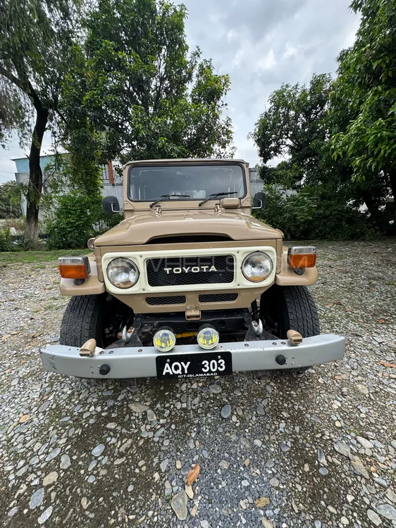 Toyota Land Cruiser 1980 for Sale in Mardan Image-1