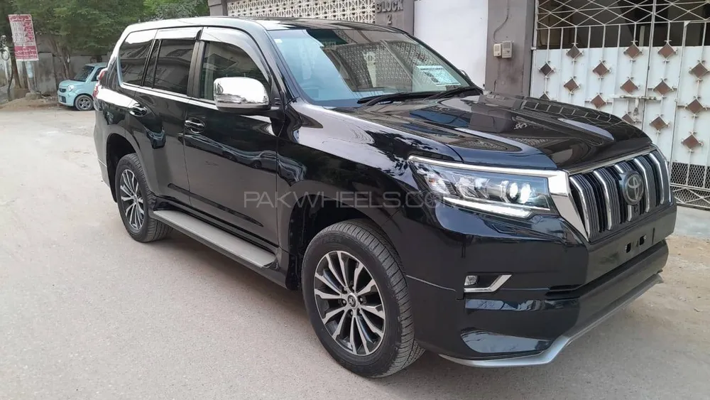 Toyota Prado 2021 for Sale in Karachi Image-1