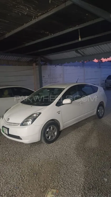 Toyota Prius 2007 for Sale in Lahore Image-1