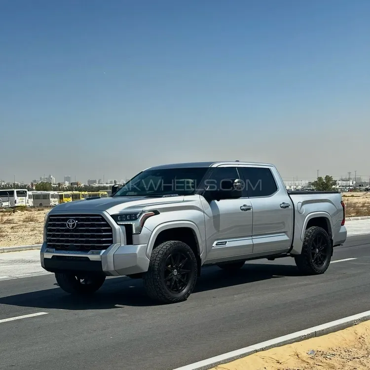 Toyota Tundra 2023 for Sale in Karachi Image-1