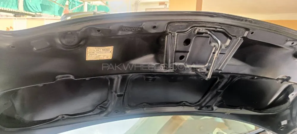 Toyota Vitz 2006 for Sale in Karak Image-1