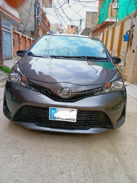 Toyota Vitz 2015 for Sale in Rawalpindi Image-1