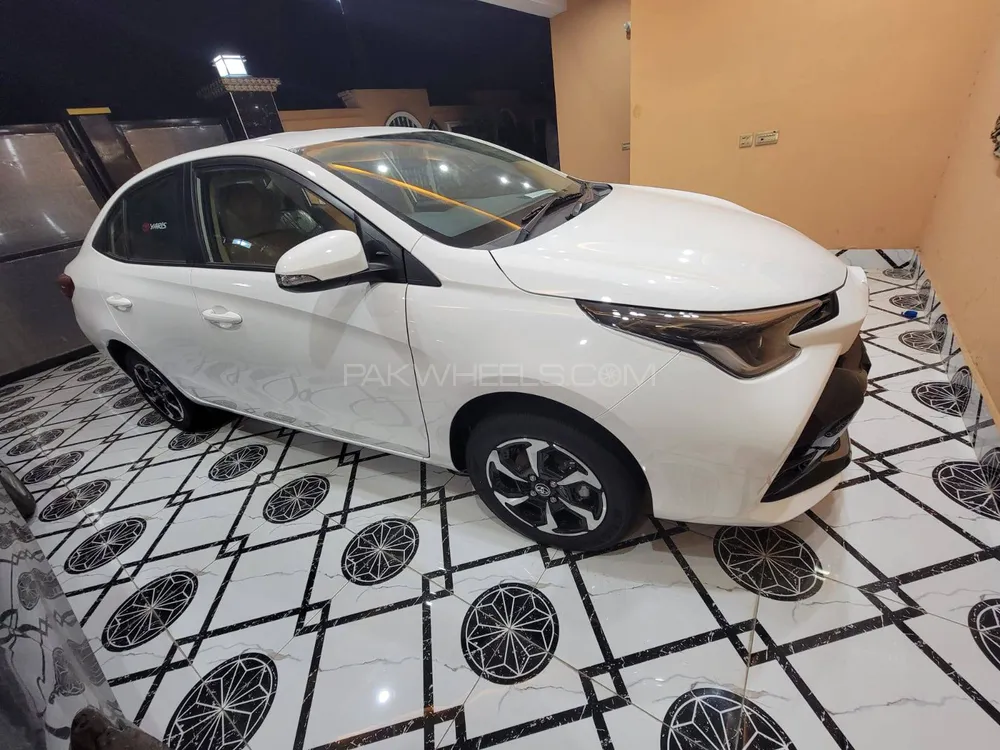 Toyota Yaris Sedan 2025 for Sale in Lahore Image-1