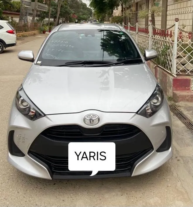 Toyota Yaris Hatchback 2020 for Sale in Gujrat Image-1