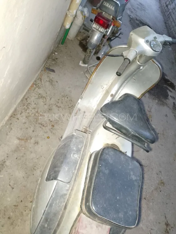 Vespa 150cc 1981 for Sale Image-1