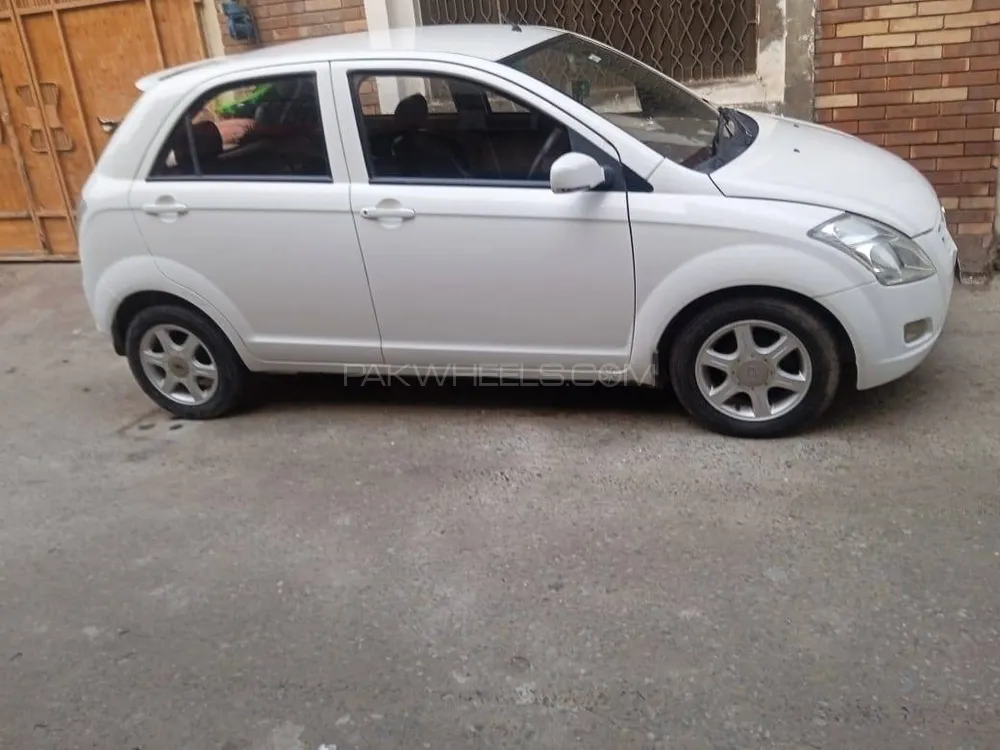 FAW V2 2019 for Sale in Lahore Image-1