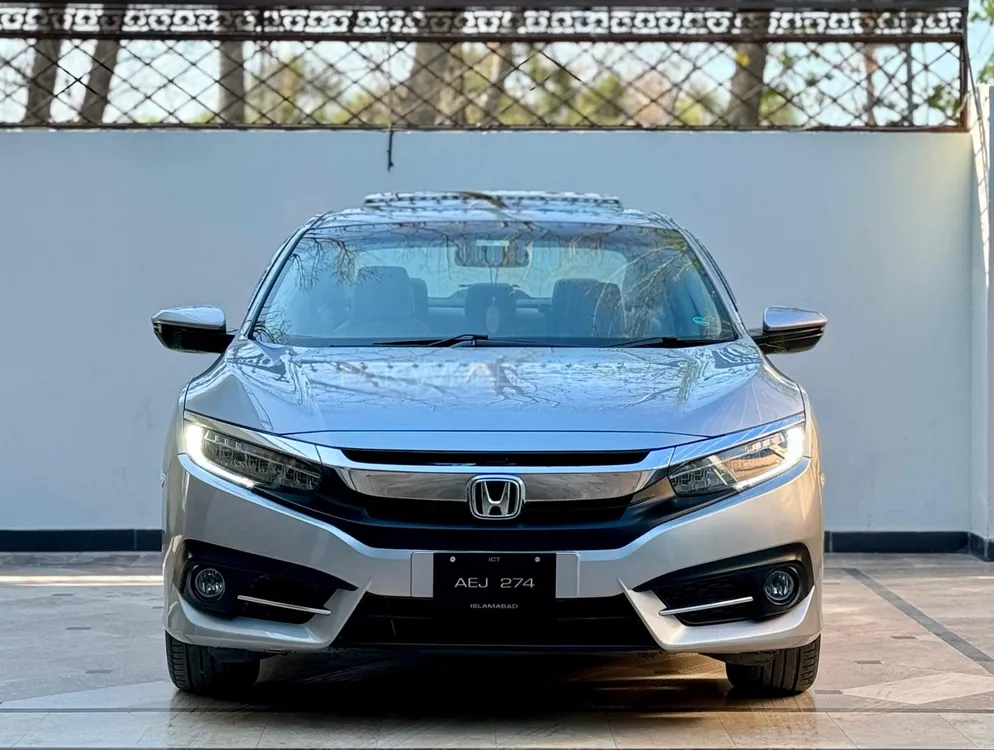 Honda Civic 2017 for Sale in Peshawar Image-1