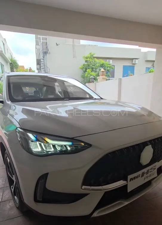 MG 5 EV 2025 for Sale in Rawalpindi Image-1