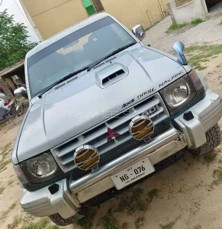 Mitsubishi Pajero 1997 for Sale in Sialkot Image-1