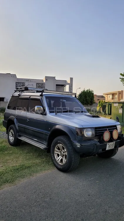 Mitsubishi Pajero 1992 for Sale in Islamabad Image-1