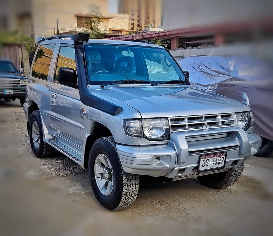 Mitsubishi Pajero 1996 for Sale in Karachi Image-1