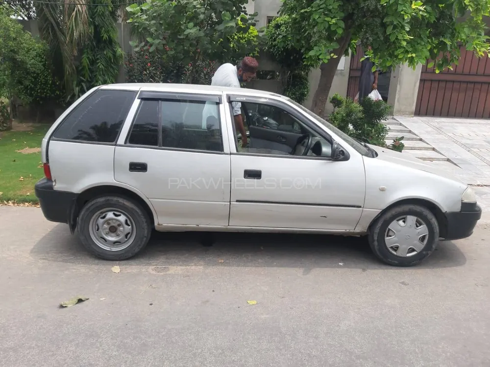 Suzuki Cultus 2004 for Sale in Lahore Image-1
