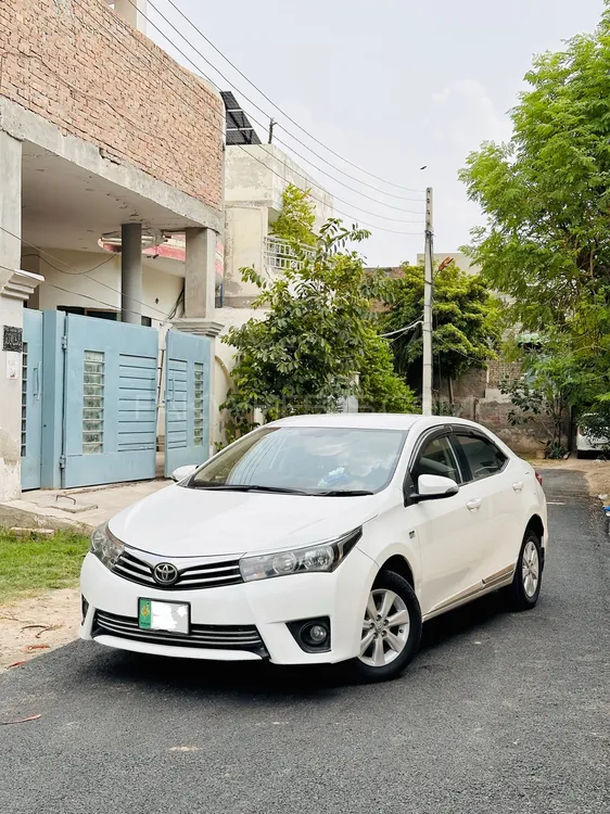 Toyota Corolla 2017 for Sale in Bahawalpur Image-1