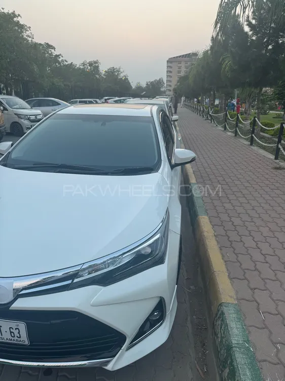 Toyota Corolla 2025 for Sale in Peshawar Image-1