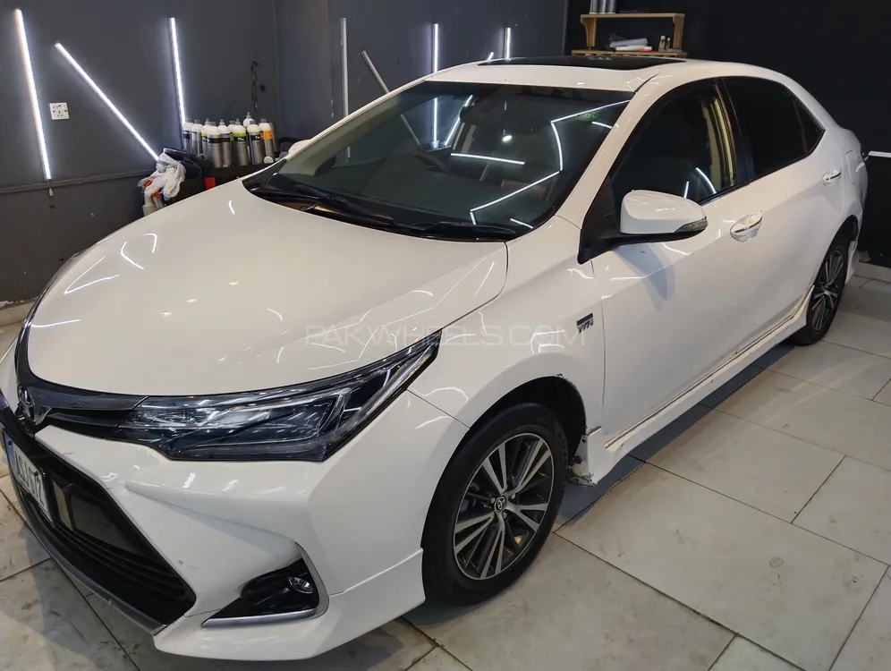 Toyota Corolla 2021 for Sale in Lahore Image-1