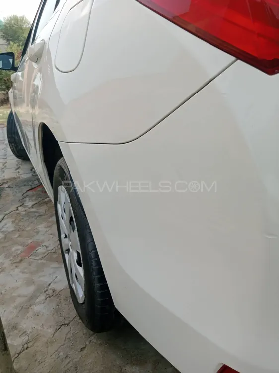 Toyota Corolla 2016 for Sale in Pak pattan sharif Toyota Corolla 2016 for Sale in Pak pattan sharif Image-11
