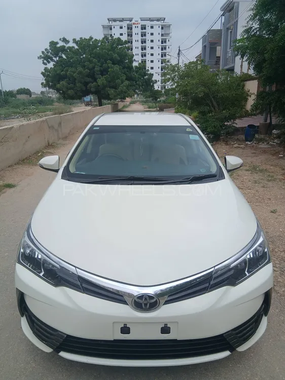 Toyota Corolla 2018 for Sale in Karachi Image-1