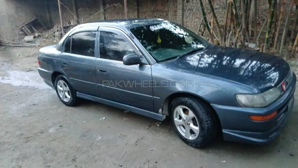 Toyota Corolla 1998 for Sale in Peshawar Image-1