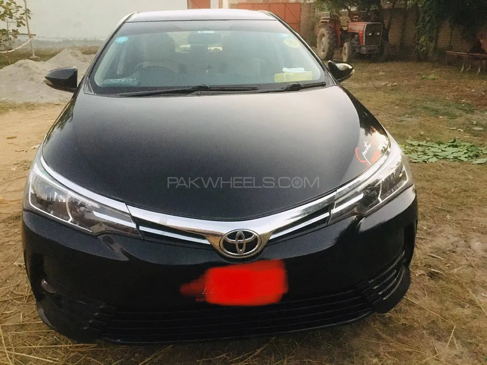 Toyota Corolla 2015 for Sale in Lahore Image-1