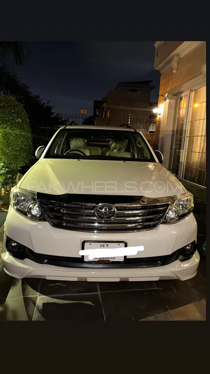 Toyota Fortuner 2013 for Sale in Lahore Image-1