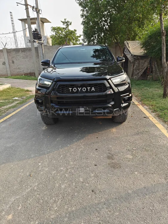Toyota Hilux 2023 for Sale in Sargodha Image-1