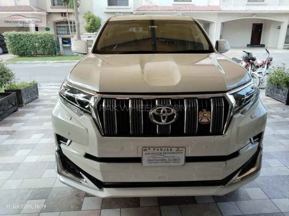 Toyota Prado 2016 for Sale in Lahore Image-1