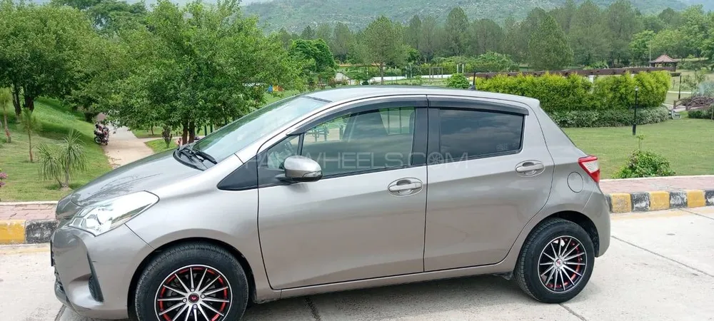 Toyota Vitz 2018 for Sale in Islamabad Image-1