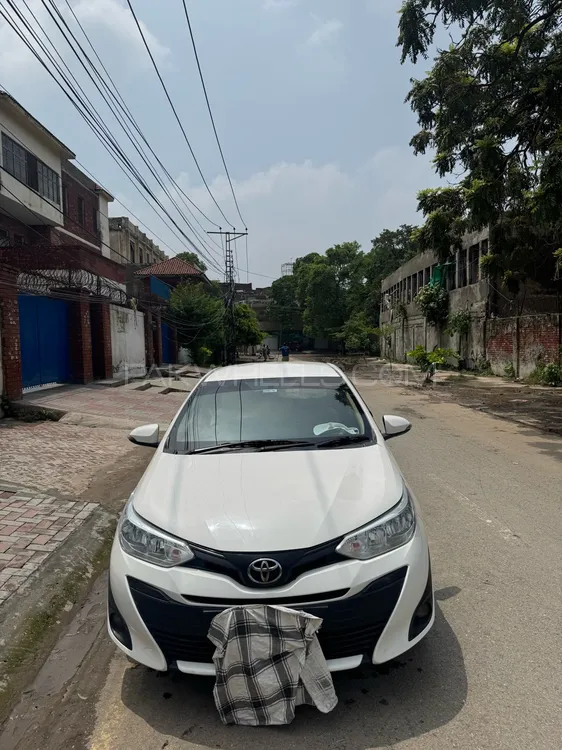 Toyota Yaris Hatchback 2020 for Sale in Lahore Image-1