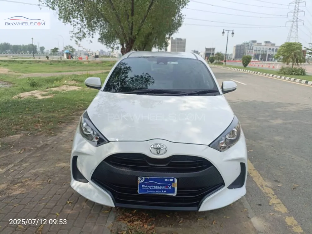 Toyota Yaris Hatchback 2021 for Sale in Lahore Image-1