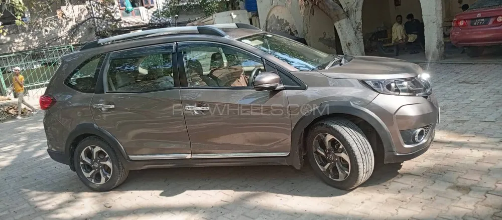 Honda BR-V 2018 for Sale in Lahore Image-1
