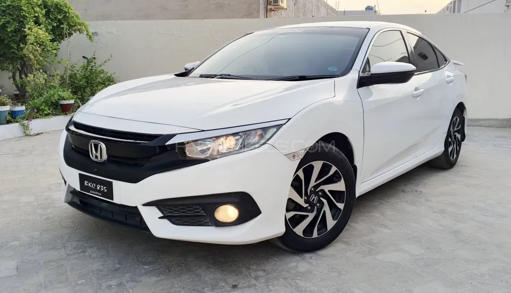 Honda Civic 2017 for Sale in Multan Image-1