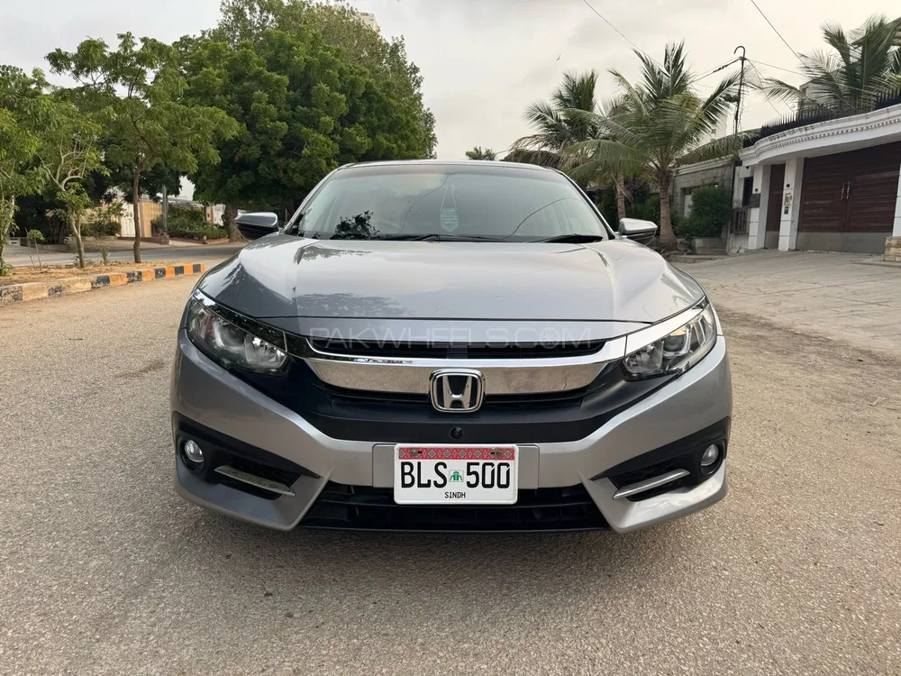 Honda Civic 2018 for Sale in Karachi Image-1