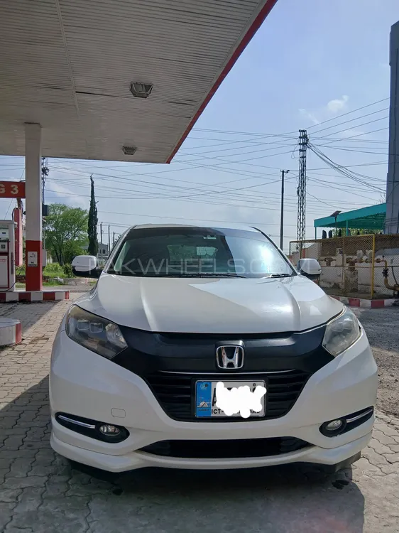 Honda Vezel 2015 for Sale in Gujar Khan Image-1