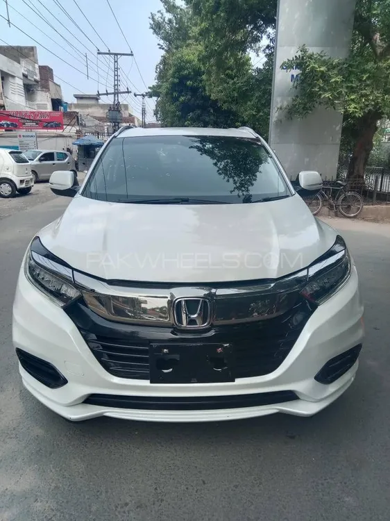 Honda Vezel 2019 for Sale in Lahore Image-1