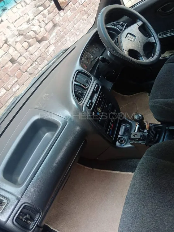 Suzuki Baleno 2001 for Sale in Lahore Image-1