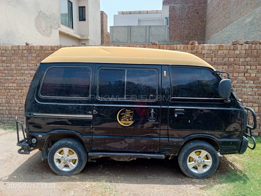 Suzuki Bolan 2011 for Sale in Multan Image-1
