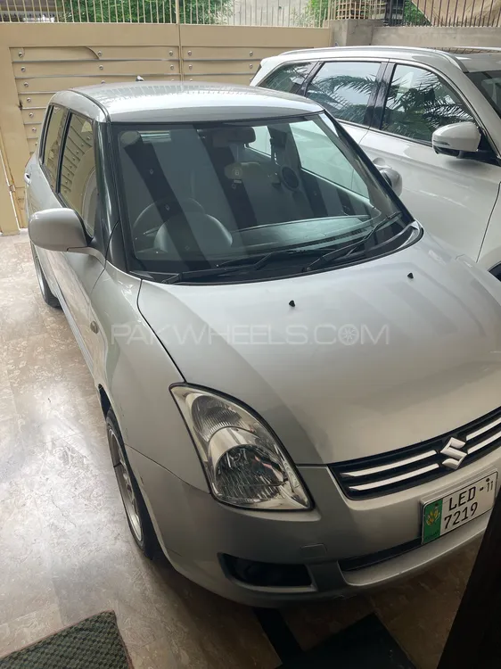 Suzuki Swift 2011 for Sale in Lahore Image-1