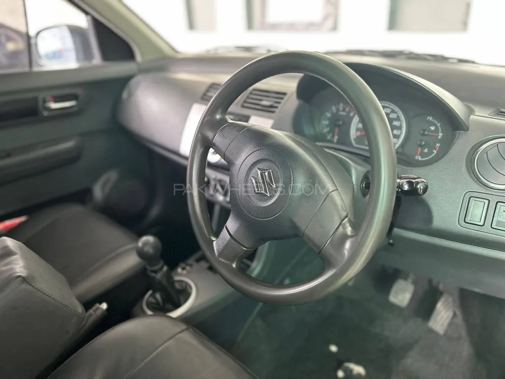 Suzuki Swift 2012 for Sale in Multan Image-1