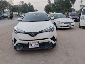 Toyota C-HR G-LED 2017 for Sale