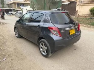Toyota Vitz iLL 1.0 2011 for Sale