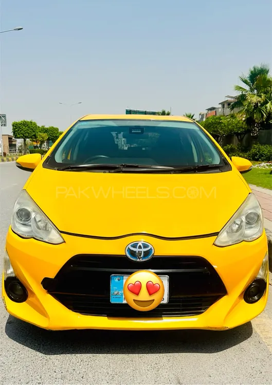 Toyota Aqua 2020 for Sale in Islamabad Image-1