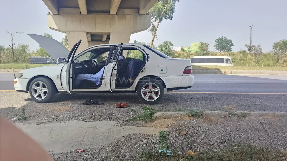 Toyota Corolla 1995 for Sale in Mardan Image-1