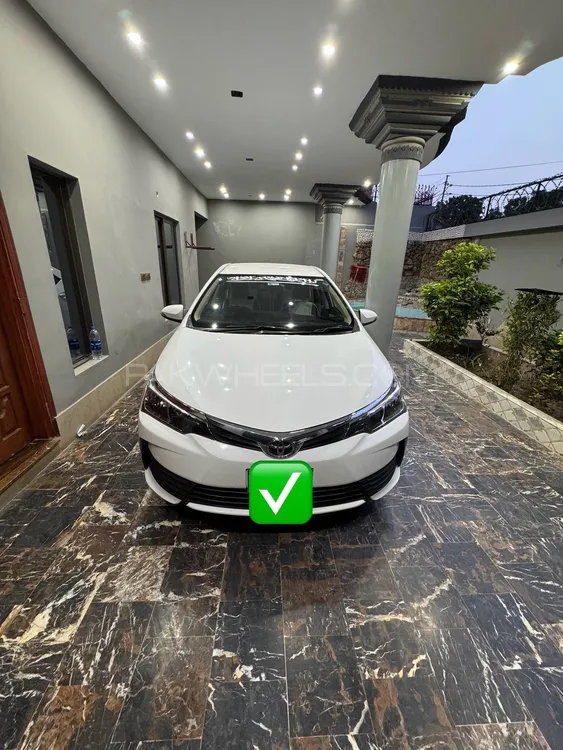 Toyota Corolla 2017 for Sale in Karachi Image-1