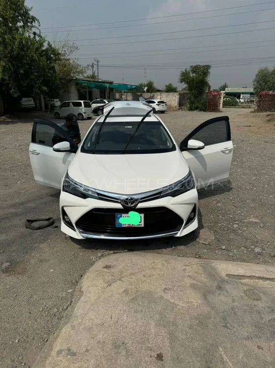 Toyota Corolla 2022 for Sale in Peshawar Image-1