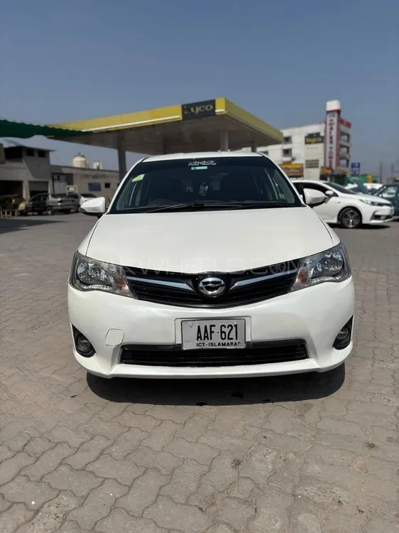 Toyota Corolla Fielder 2013 for Sale in Peshawar Image-1