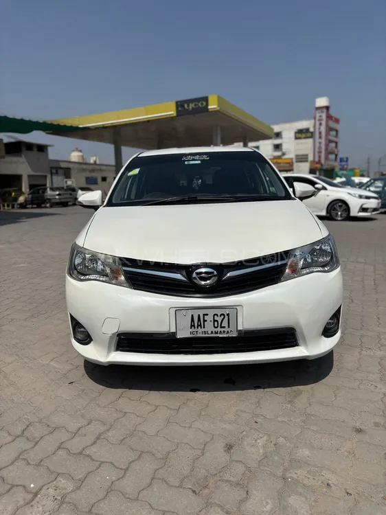 Toyota Corolla Fielder 2013 for Sale in Peshawar Image-1